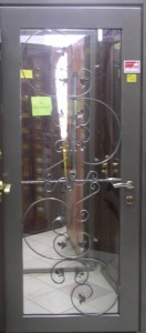 Дверь металлическая с большим стеклопакетом